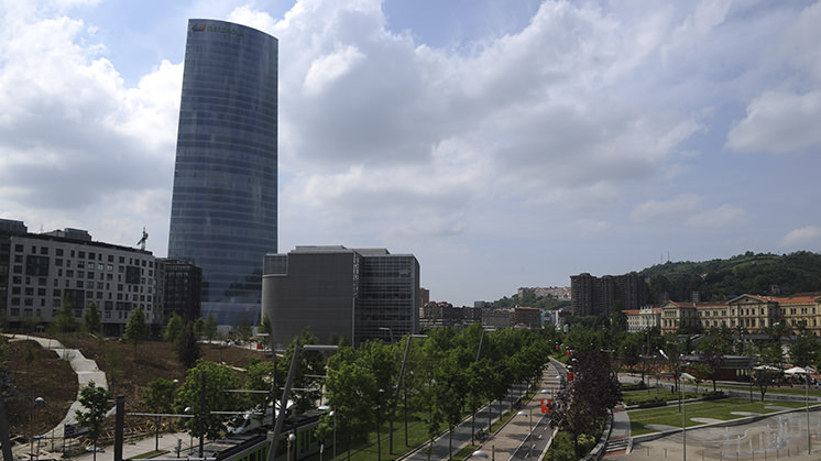 La Torre Iberdrola es un icono financiero y empresarial del Bilbao del siglo XXI.